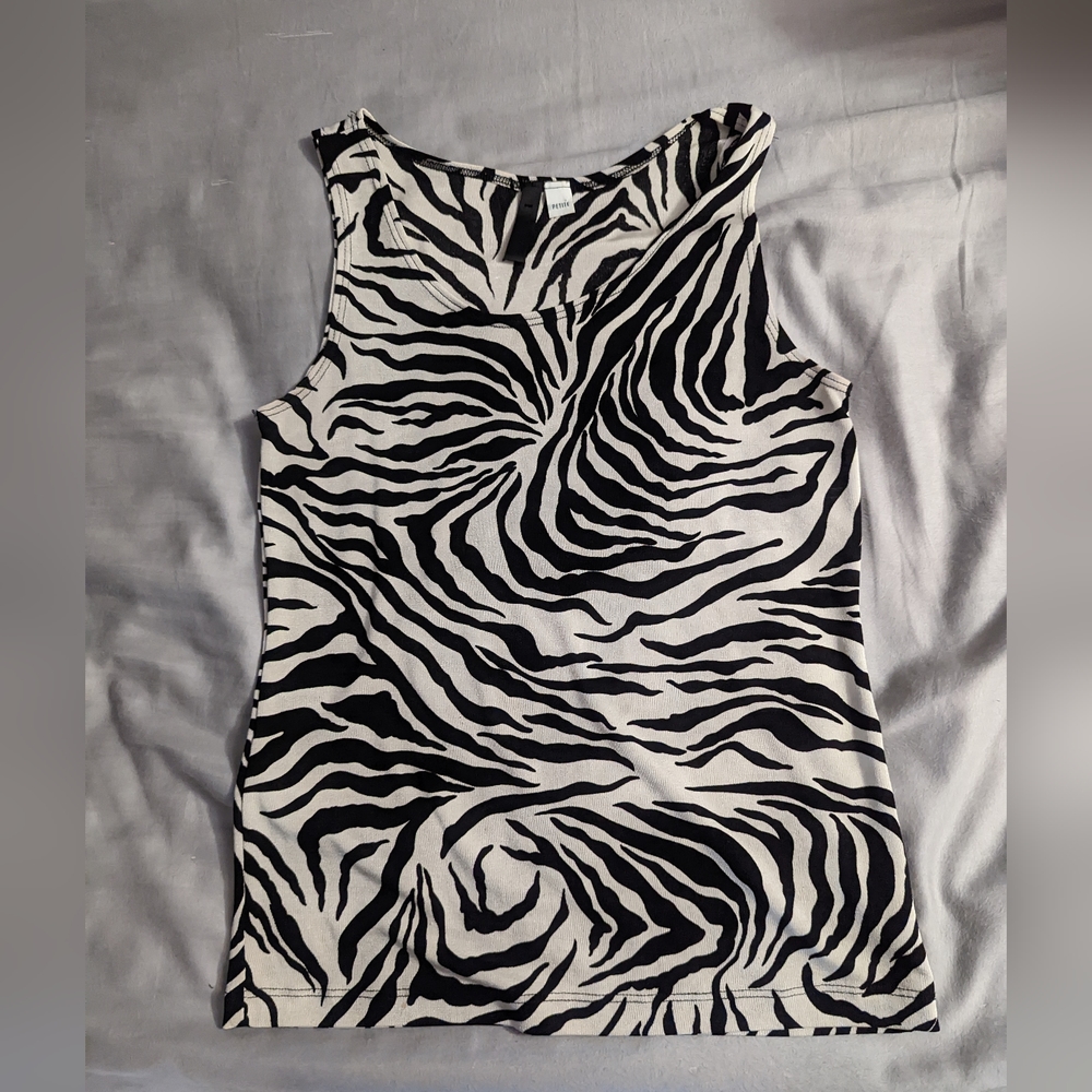 2 animal print tanks